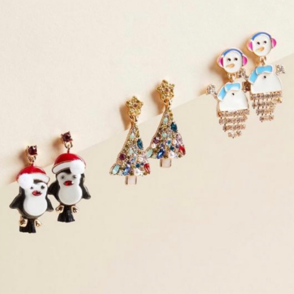 🆕☃️Holiday Snowman Penguin Santa Christmas Tree Drop Earrings NWT Torrid New!